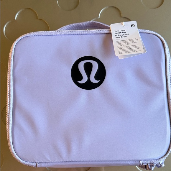 🆕 LULULEMON New Crew Lunch Box NWT Lavender Frost - Picture 8 of 16